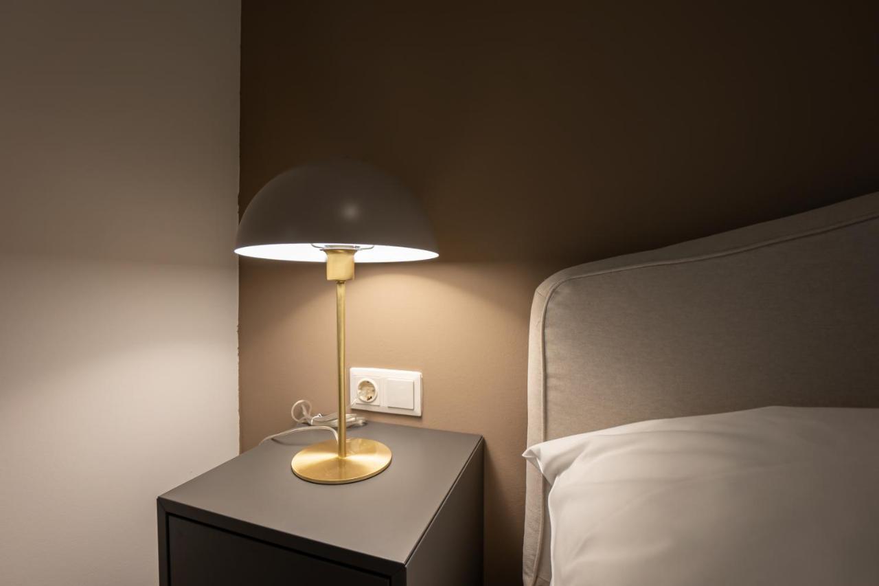 Stylish Apartment With Dedicated Working Space And Super King-Size Bed Located Between City Centre And Donau River Вена Экстерьер фото