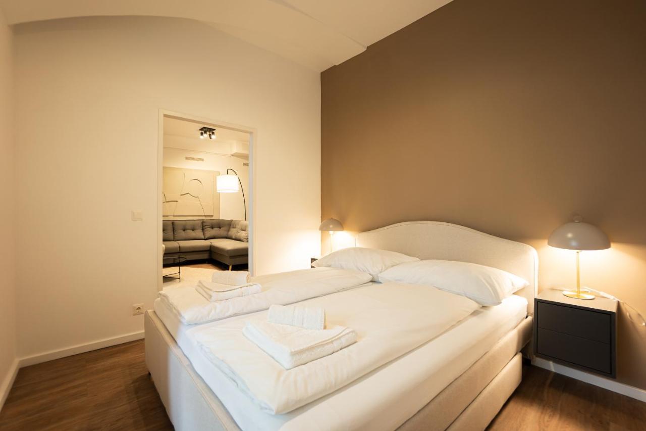 Stylish Apartment With Dedicated Working Space And Super King-Size Bed Located Between City Centre And Donau River Вена Экстерьер фото